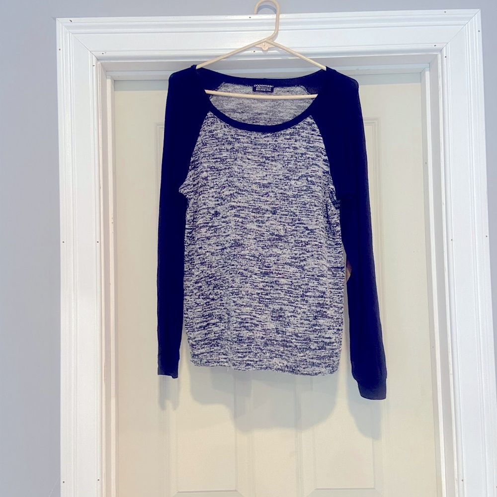 Women's raglan sweater